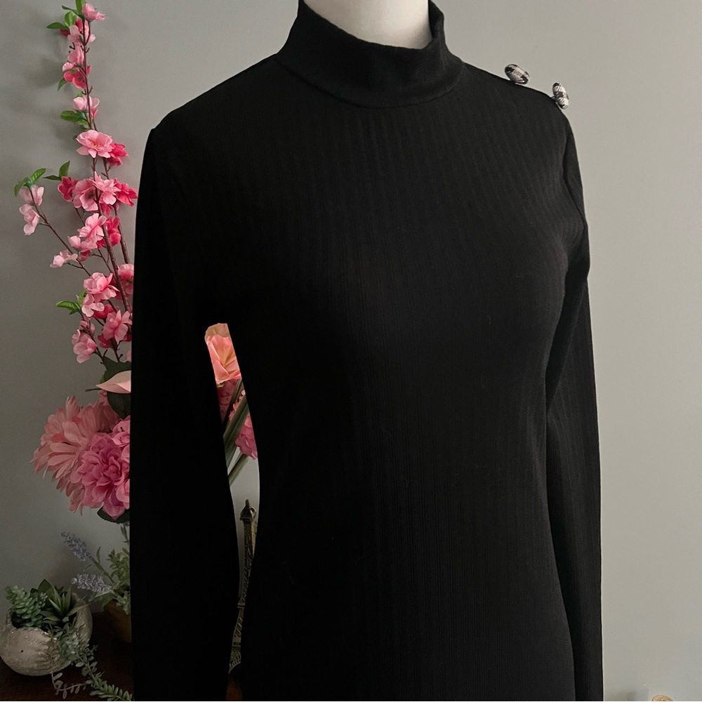 T Long Sleeve - Picture 3 of 14